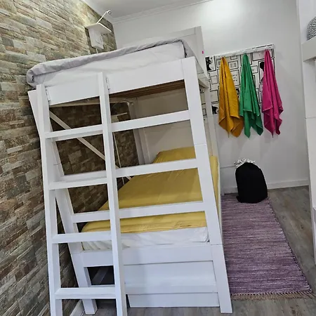 Sb Habitación en casa particular Amora